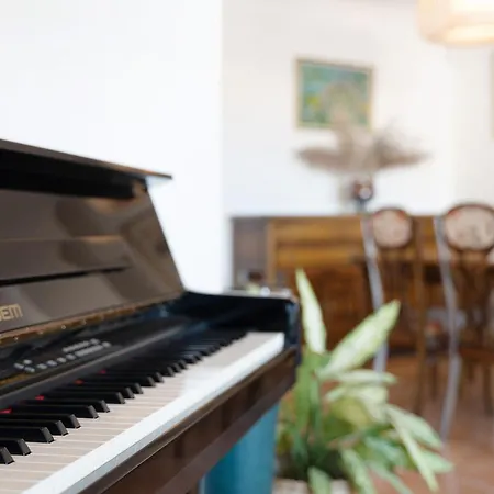 Vitamina Village * アデヘ